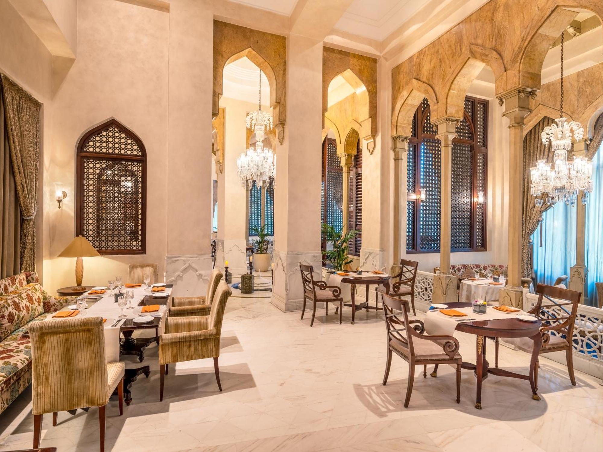 Moevenpick Hotel Al-Khubar Exteriér fotografie The Imperial