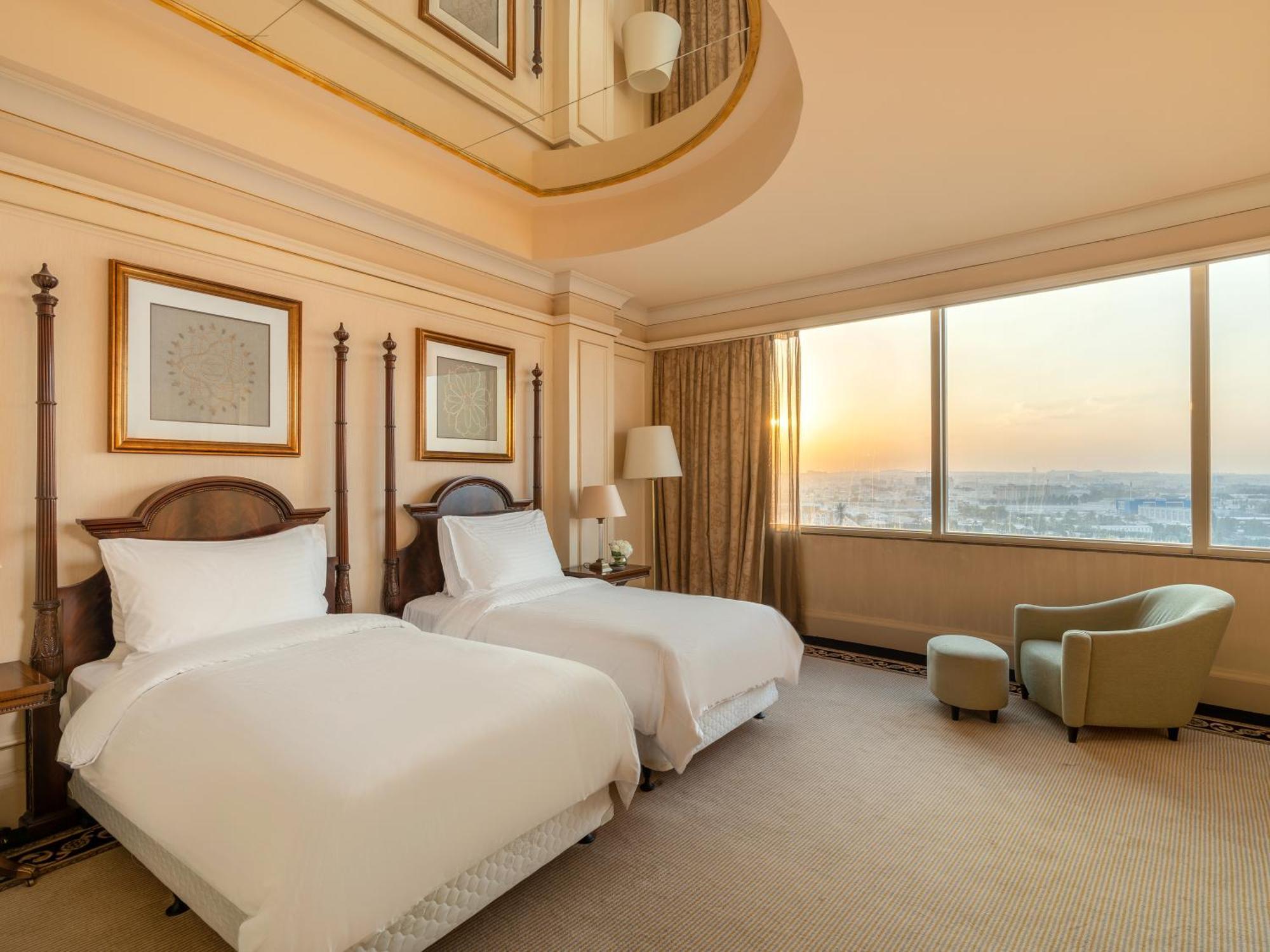 Moevenpick Hotel Al-Khubar Exteriér fotografie Deluxe Room