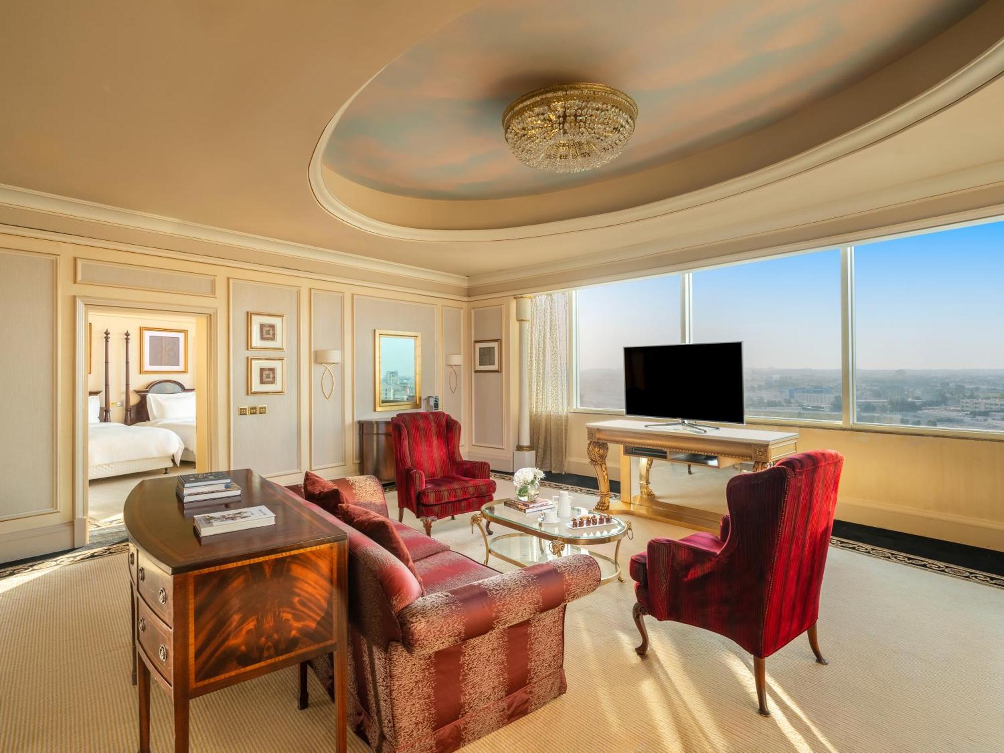 Moevenpick Hotel Al-Khubar Exteriér fotografie A suite at the Atlantis The Royal