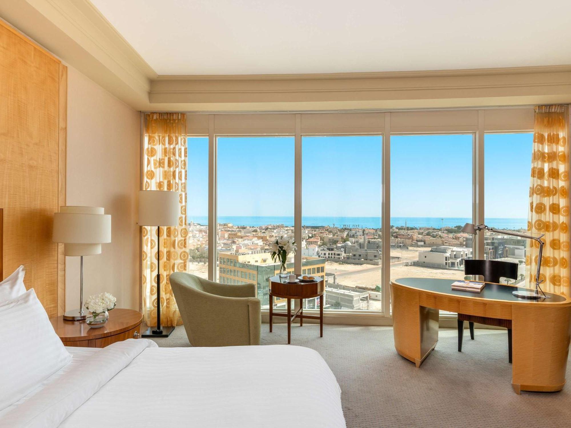 Moevenpick Hotel Al-Khubar Exteriér fotografie Deluxe Room